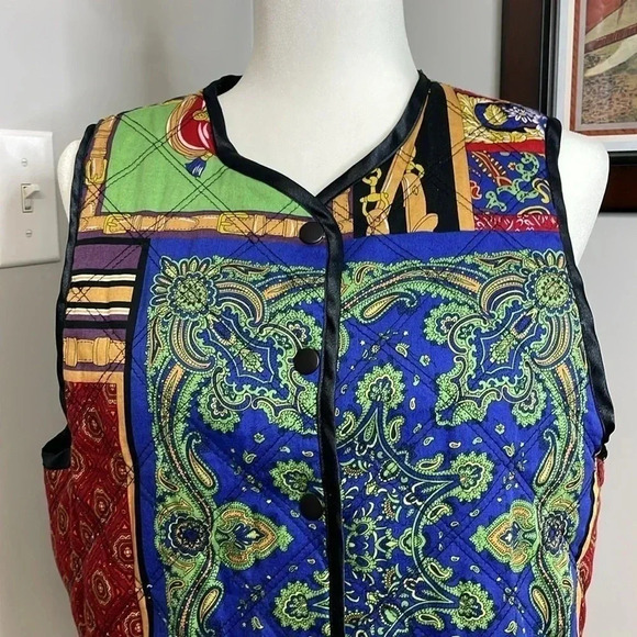 Vintage Susan Bristol 2001 Satin Quilted Equestrian Style Vest Size Medium - Picture 2 of 7